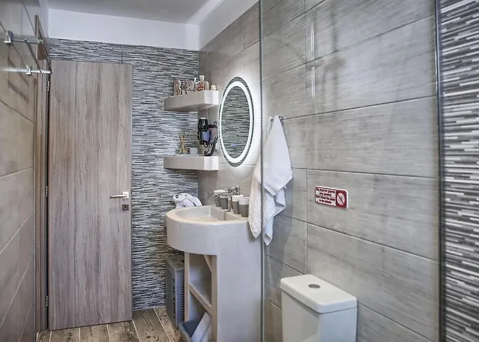 Acqua E Sole Ground Floor House