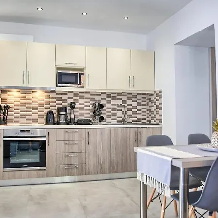 Acqua E Sole Ground Floor House * Χαράκι